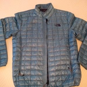 NWOT. Men's Thermoball jacket. Men's large.